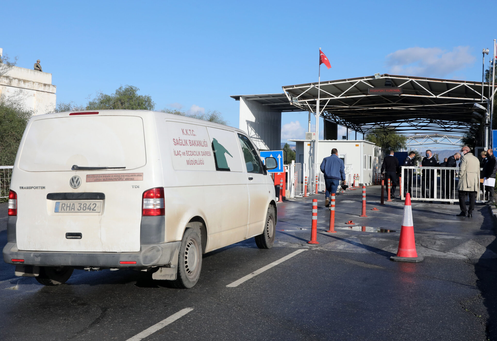 Aπό τούβλα, μέχρι ψάρια: Τι πέρασε από την Πράσινη Γραμμή τα τελευταία 19 χρόνια