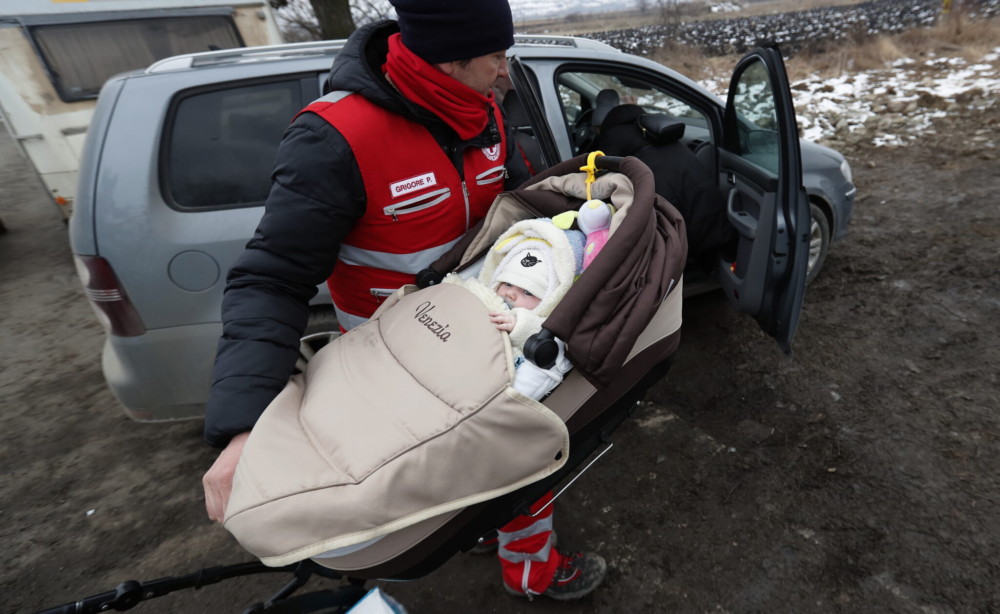 Τι πρέπει να κάνουν οι οδηγοί για να προστατεύσουν τα παιδιά στο αυτοκίνητο;