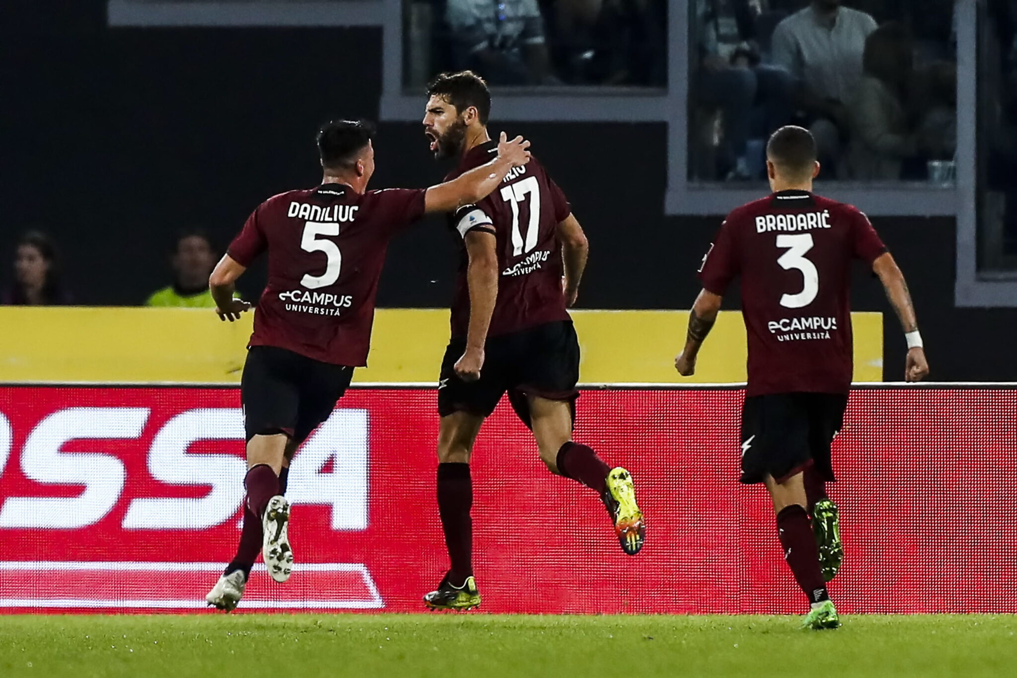 Πήρε «διπλάρα» στη Ρώμη και έκοψε τα φτερά στη Λάτσιο η Σαλερνιτάνα