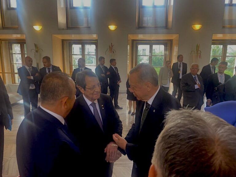 Ερντογάν: "Είμαστε φίλοι με τον Νίκο, το θέμα είναι οι διαφορές μας"