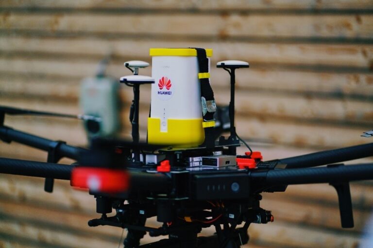 Η Huawei και η Dronetech ενισχύουν τη συνεργασία τους
