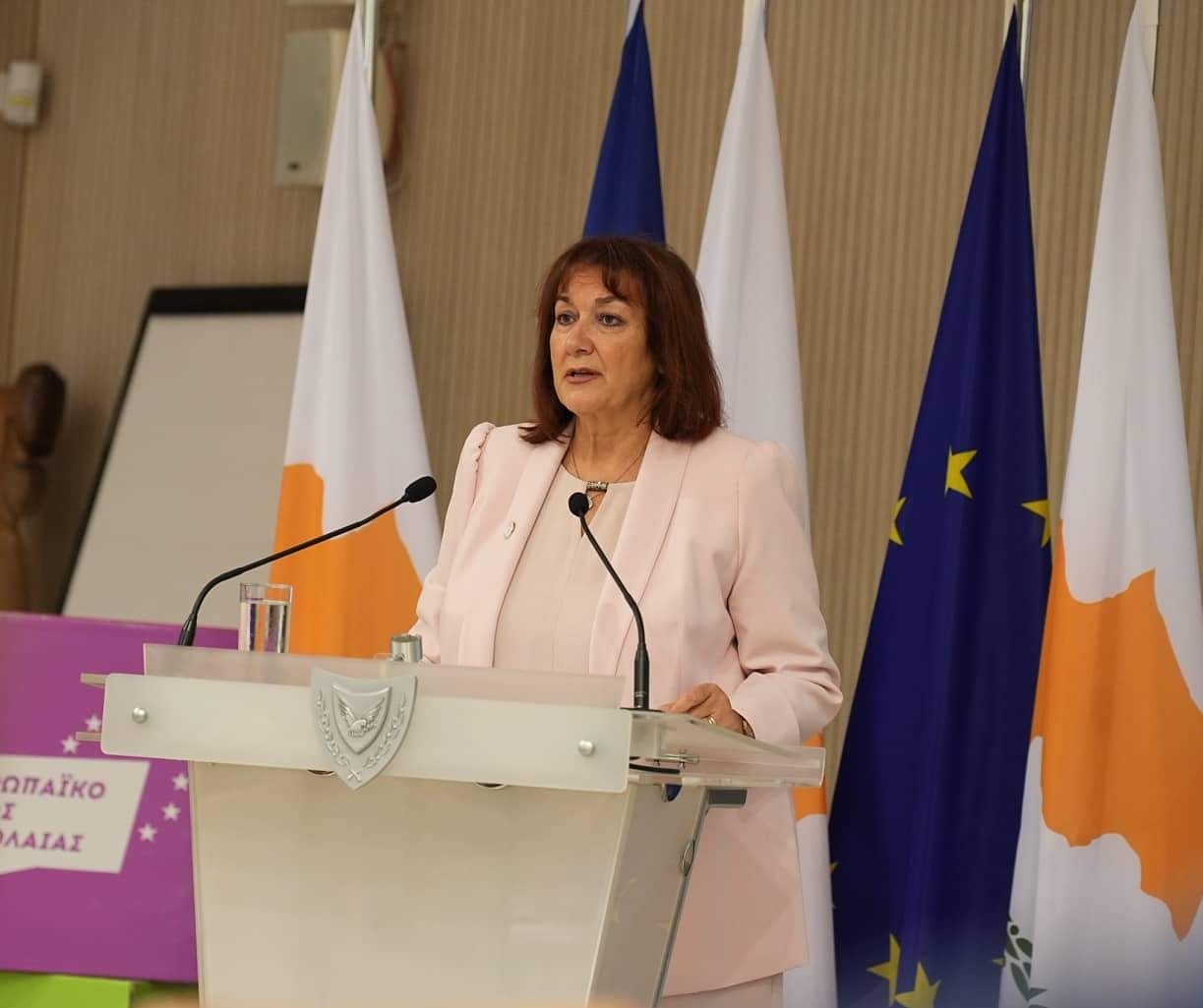 Σούιτσα: Η δημοκρατία στον κόσμο κινδυνεύει, ο λαϊκισμός βρίσκεται σε άνοδο