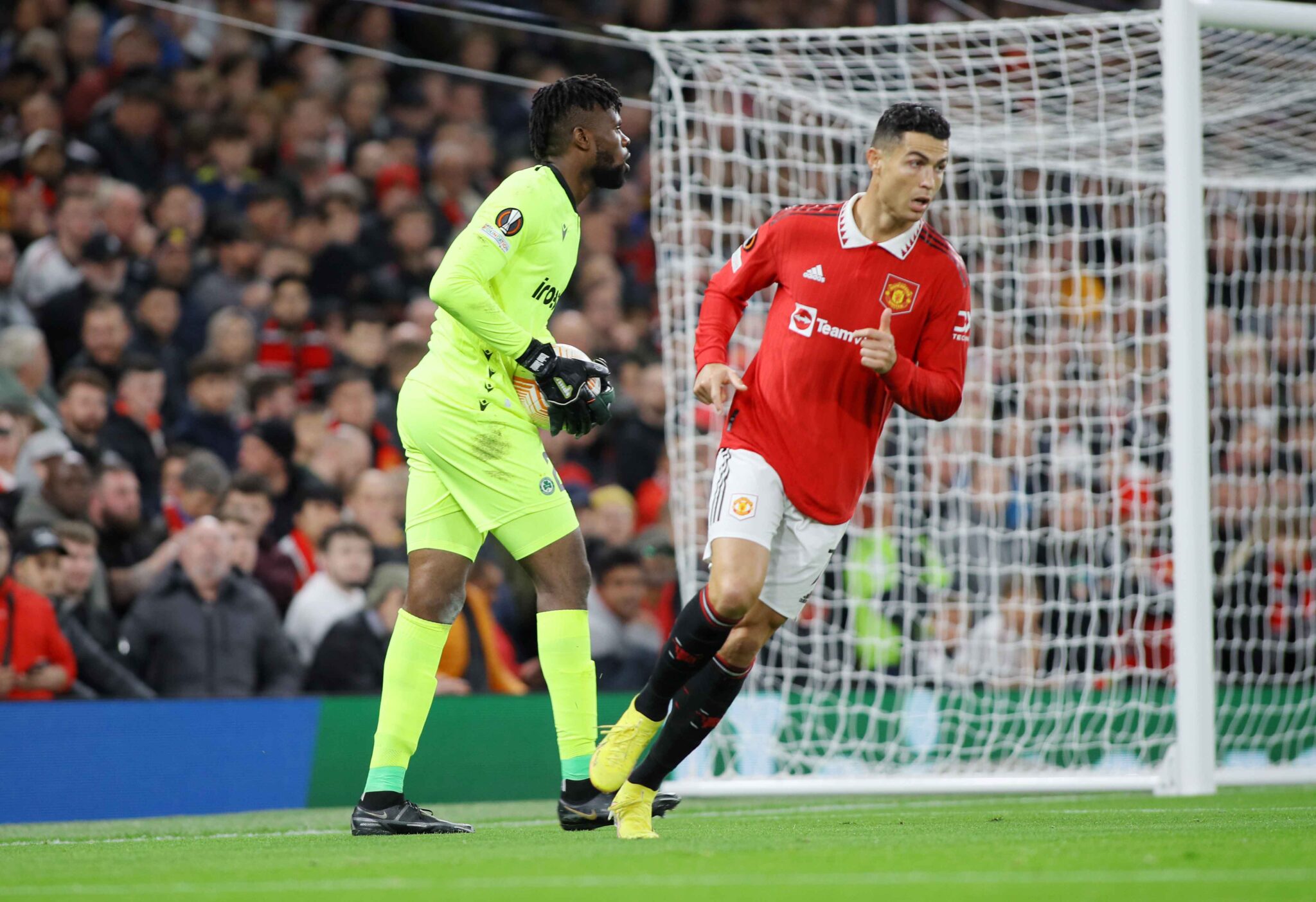 Αποθέωση Ουζόχο από τη Μάντσεστερ