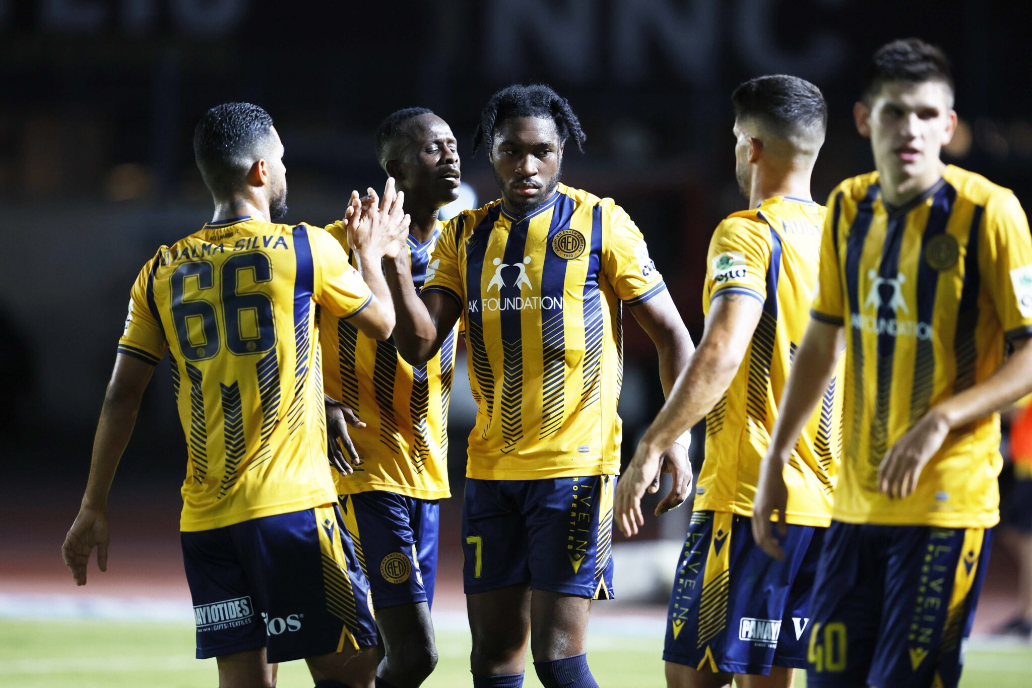 Μονόδρομος το «διπλό» για την ΑΕΛ