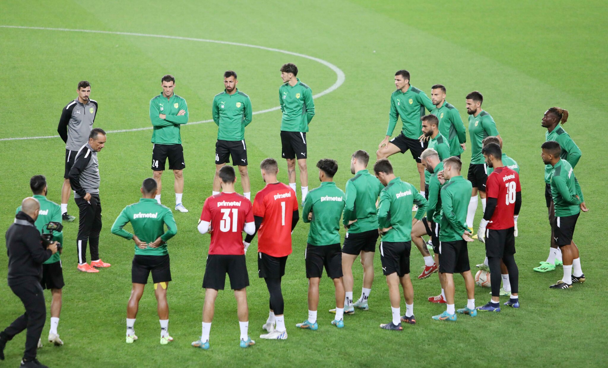 Ολοκλήρωσε την τελευταία της προπόνηση και πάει για το καλύτερο δυνατόν η ΑΕΚ