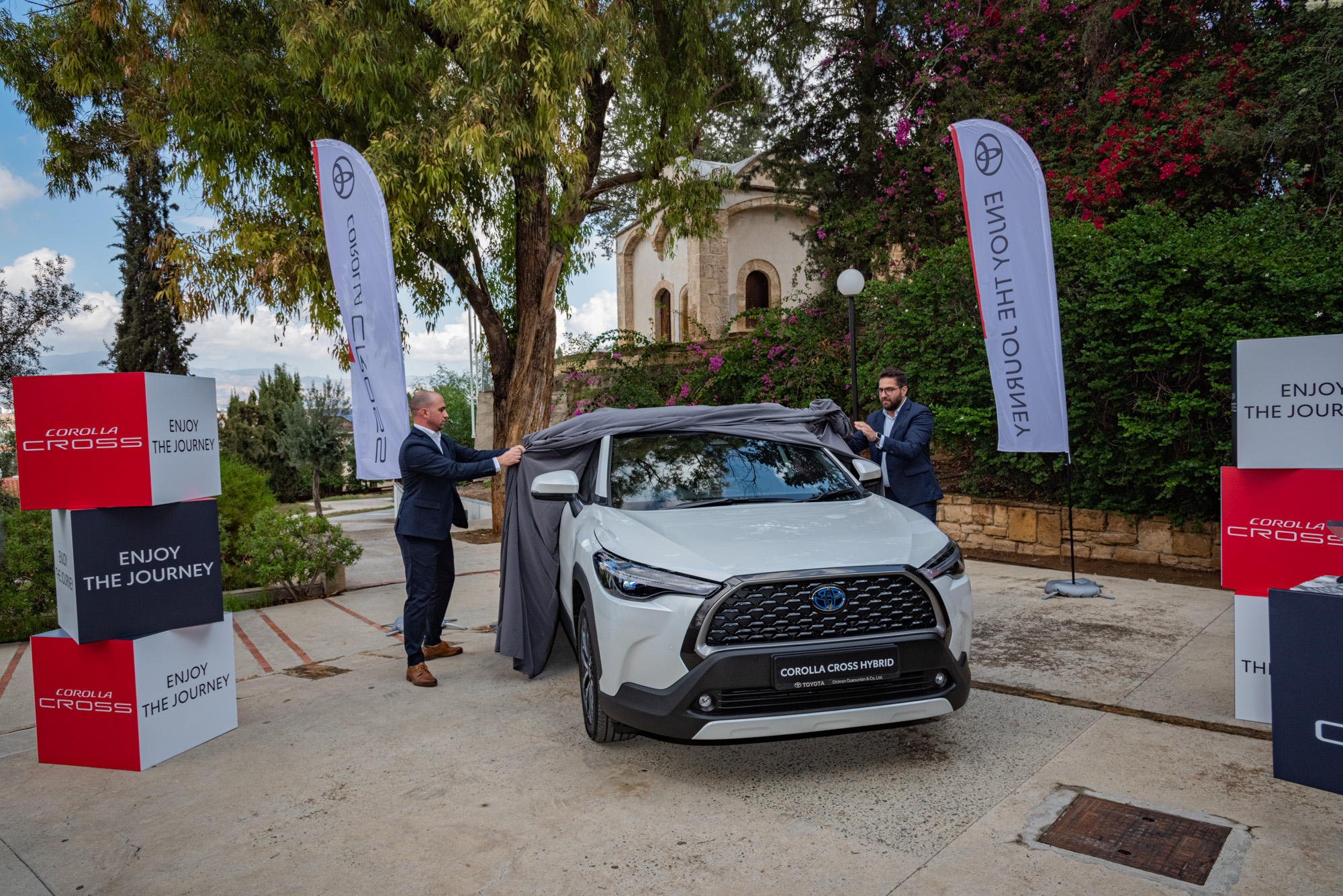 Η επίσημη πρώτη αποκάλυψη του νέου Toyota Corolla Cross