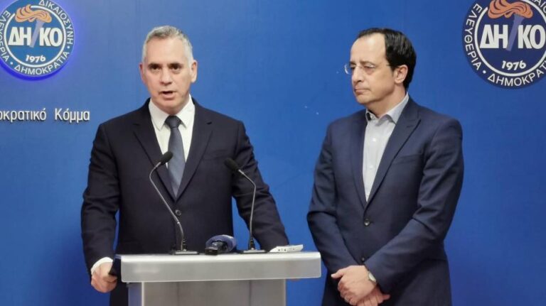 Δεν αποκλείουν νομικά μέτρα κατά του ΠΟΛΙΤΗ στο ΔΗΚΟ