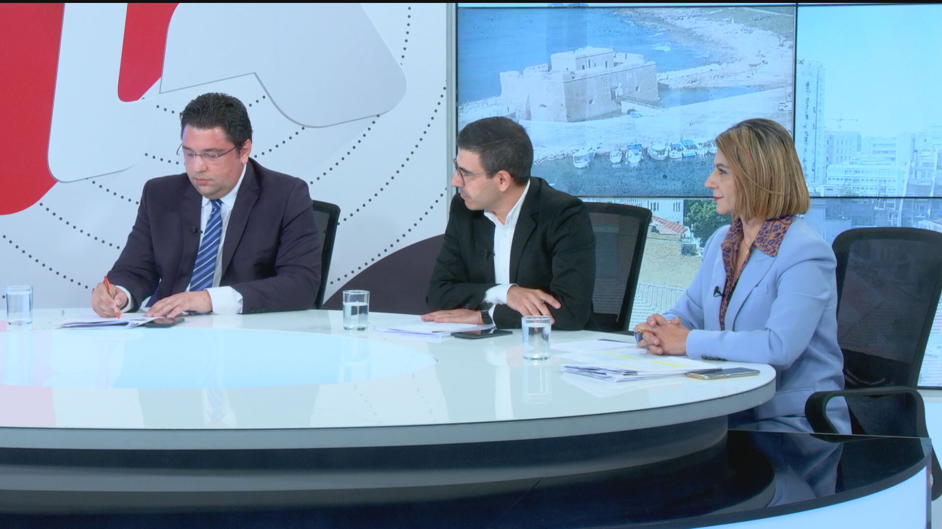 Πως είδαν τα τρία επιτελεία τις επιδόσεις των υποψηφίων τους στο debate (ΒΙΝΤΕΟ)