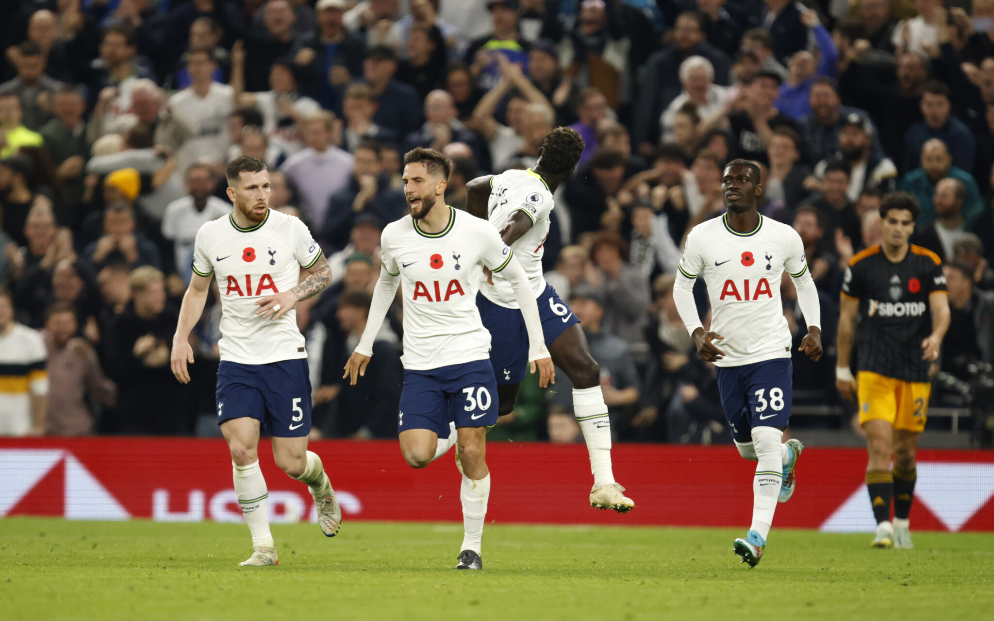 Επική ανατροπή η Τότεναμ, νίκη «ανάσας» για Νότιγχαμ, εύκολα η Λίβερπουλ