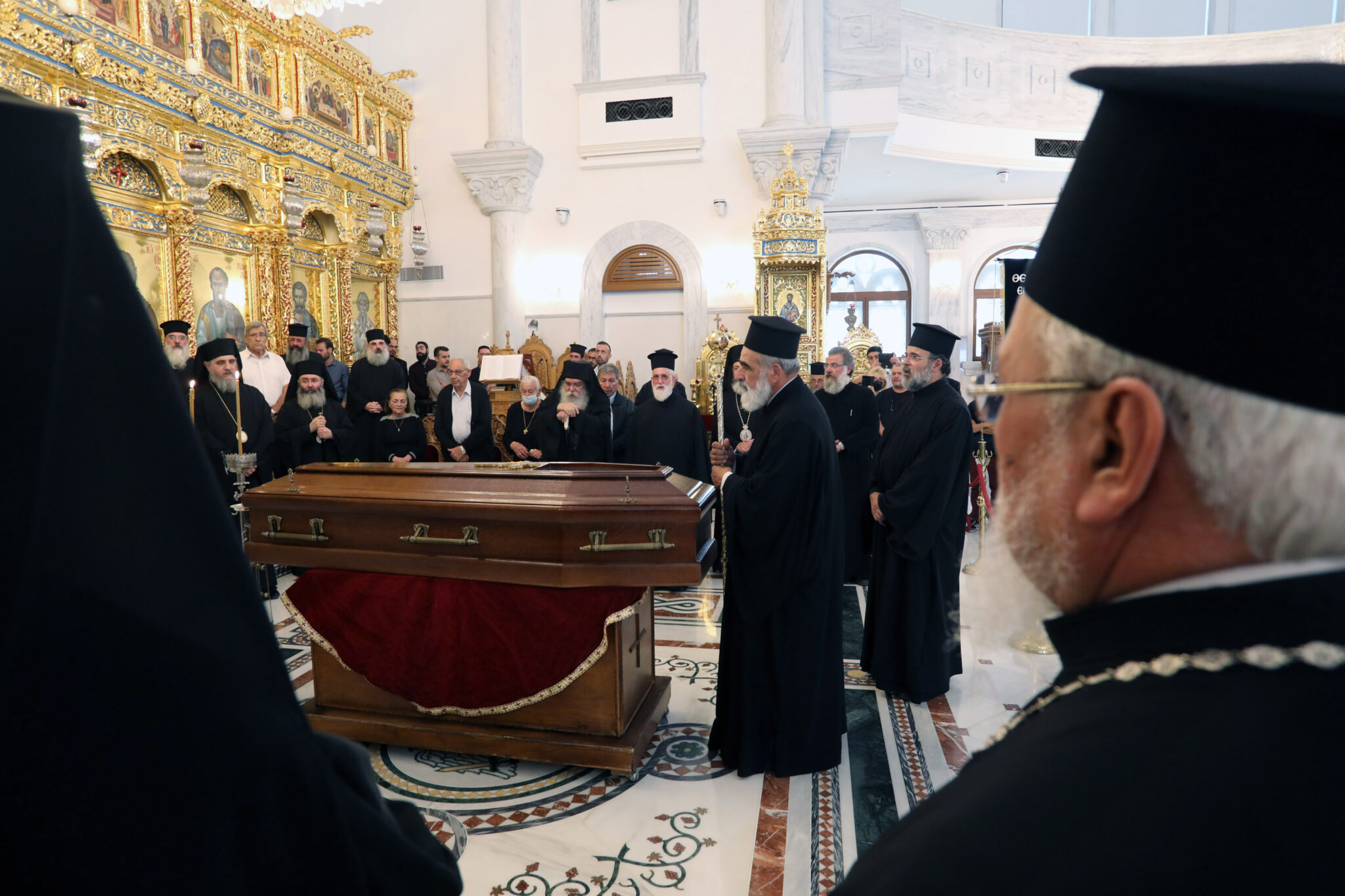 Ιατρικό ανακοινωθέν Αρχιεπισκόπου