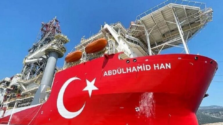 Νέες γεωτρήσεις στη "γαλάζια πατρίδα"