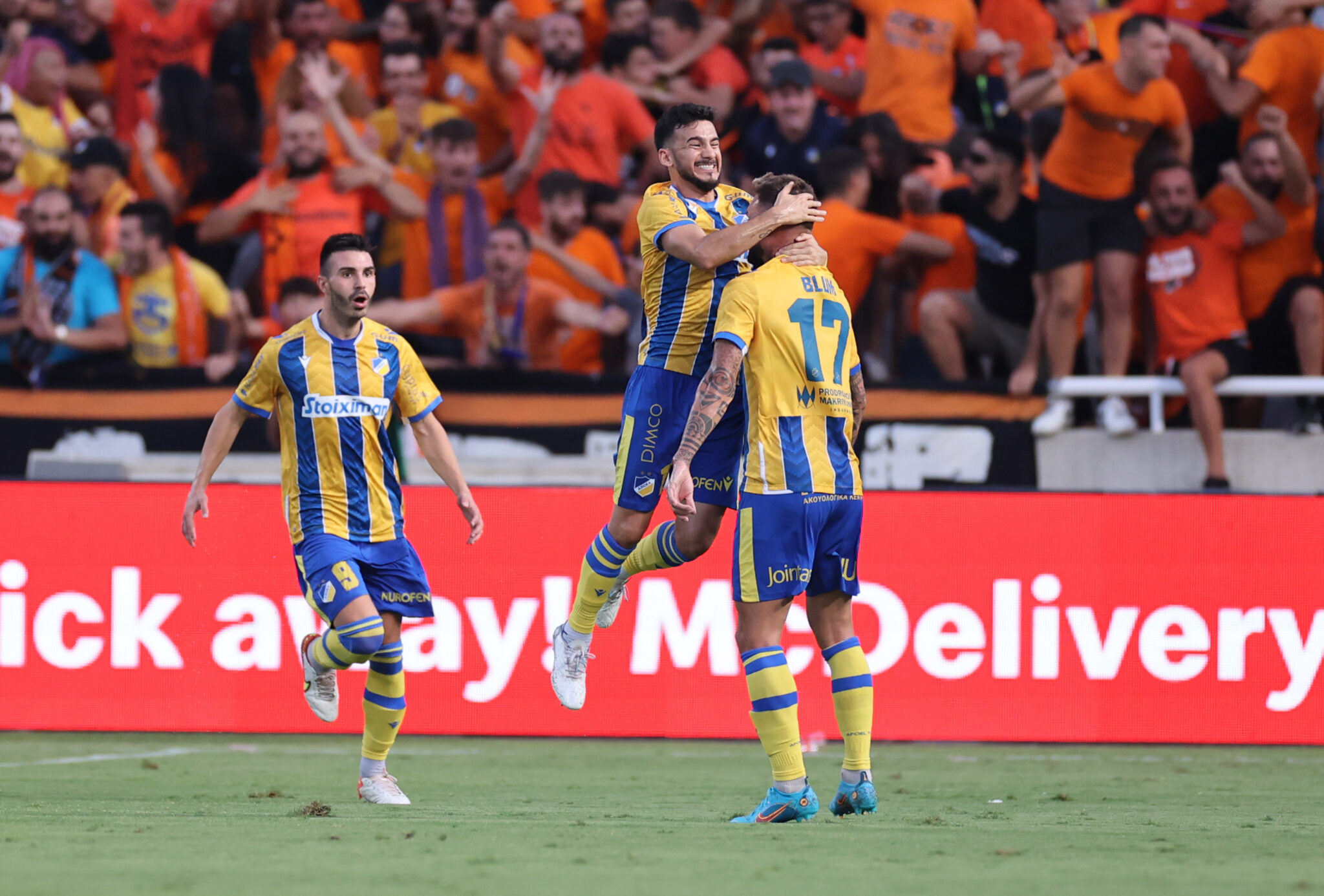 Πιάνουν δουλειά ενόψει ντέρμπι στον ΑΠΟΕΛ, «καμίνι» η Νότια