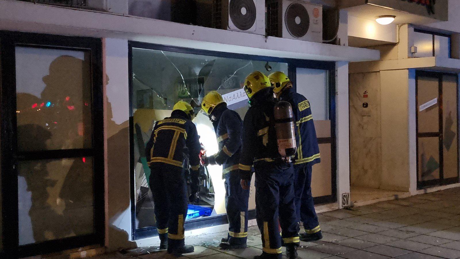 ΒΙΝΤΕΟ&ΦΩΤΟ: Bανδαλισμοί στα γραφεία της ΕΔΕΚ, καταδίκη από την Ολομέλεια