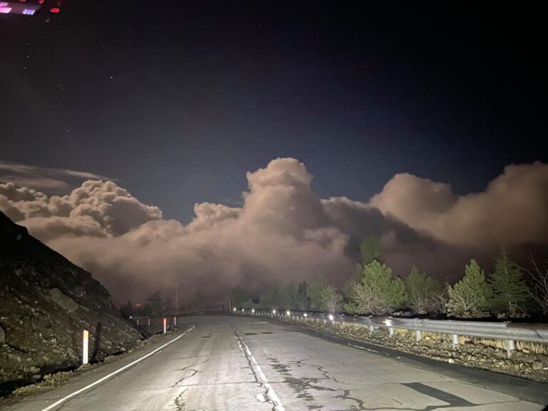 Έπεσαν τα πρώτα χιόνια στο Τρόοδος… από αύριο ανεβαίνει η θερμοκρασία