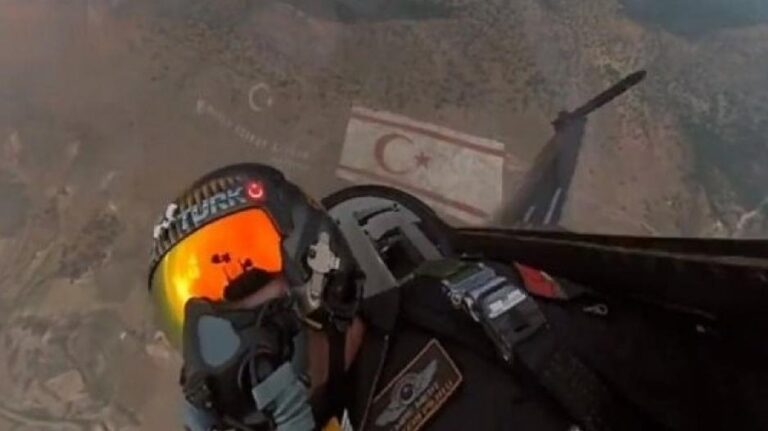 Τουρκική "επίδειξη" πάνω από τον πενταδάκτυλο