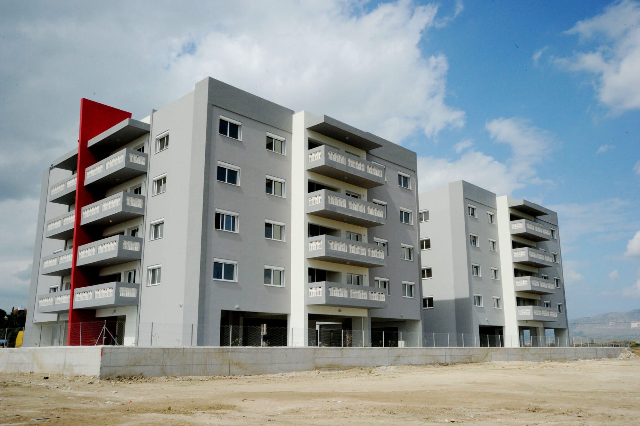 975 πολίτες έλαβαν μειωμένο ΦΠΑ για πρώτη κατοικία και τελικά την ενοικιάζουν