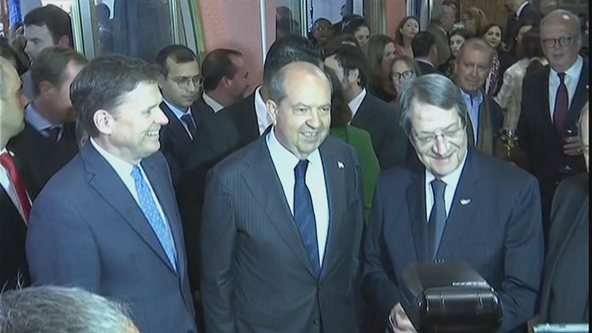 Κοινωνικό τετ-α-τετ Αναστασιάδη-Τατάρ στο Λήδρα Πάλας (ΦΩΤΟ+ΒΙΝΤΕΟ)