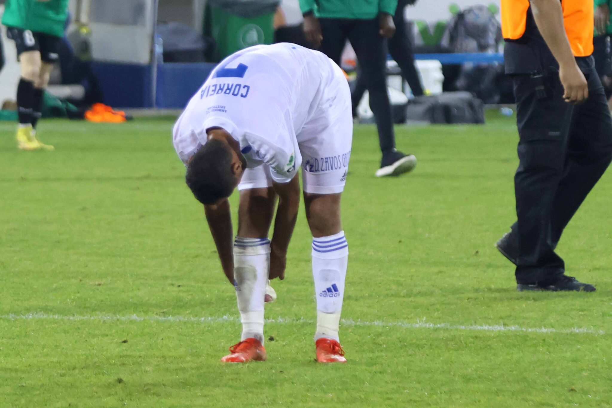 Αδιόρθωτη «Κυρία»