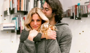 Ίαν Στρατής: Η αποκάλυψη για τον τοκετό της Συνατσάκη και το όνομα της κόρης του