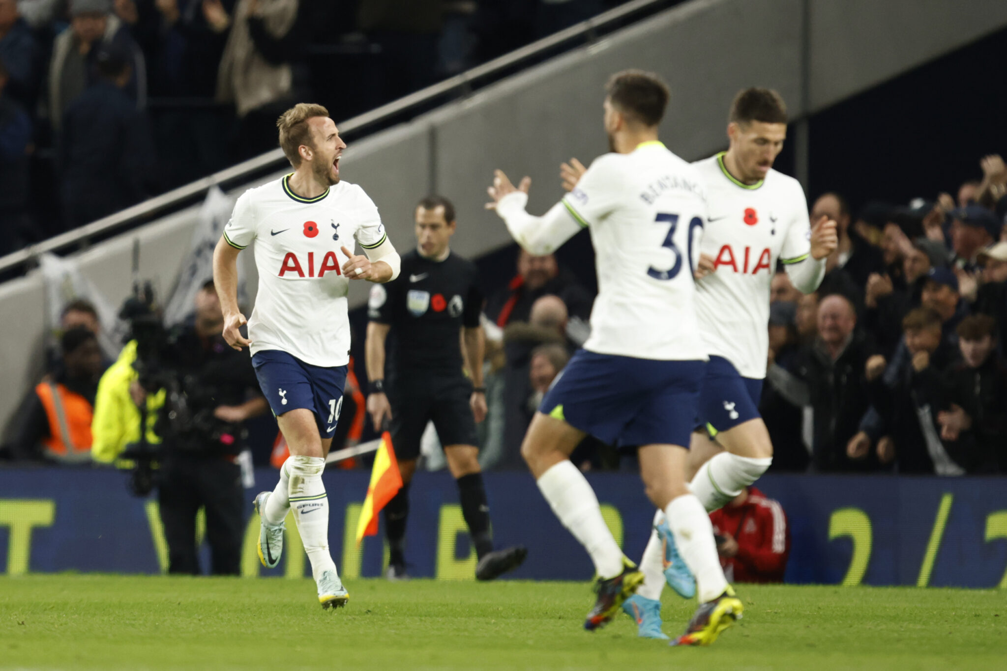 Επιστροφή στις νίκες με τεσσάρα για την Τότεναμ, βαθιά ανάσα για τη Νότιγχαμ