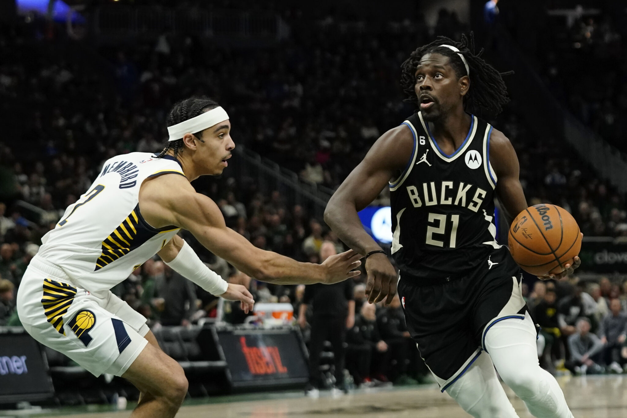 Eπέστρεψαν στις νίκες χωρίς Γιάννη και με πρωταγωνιστή Χόλιντεϊ οι Μπακς