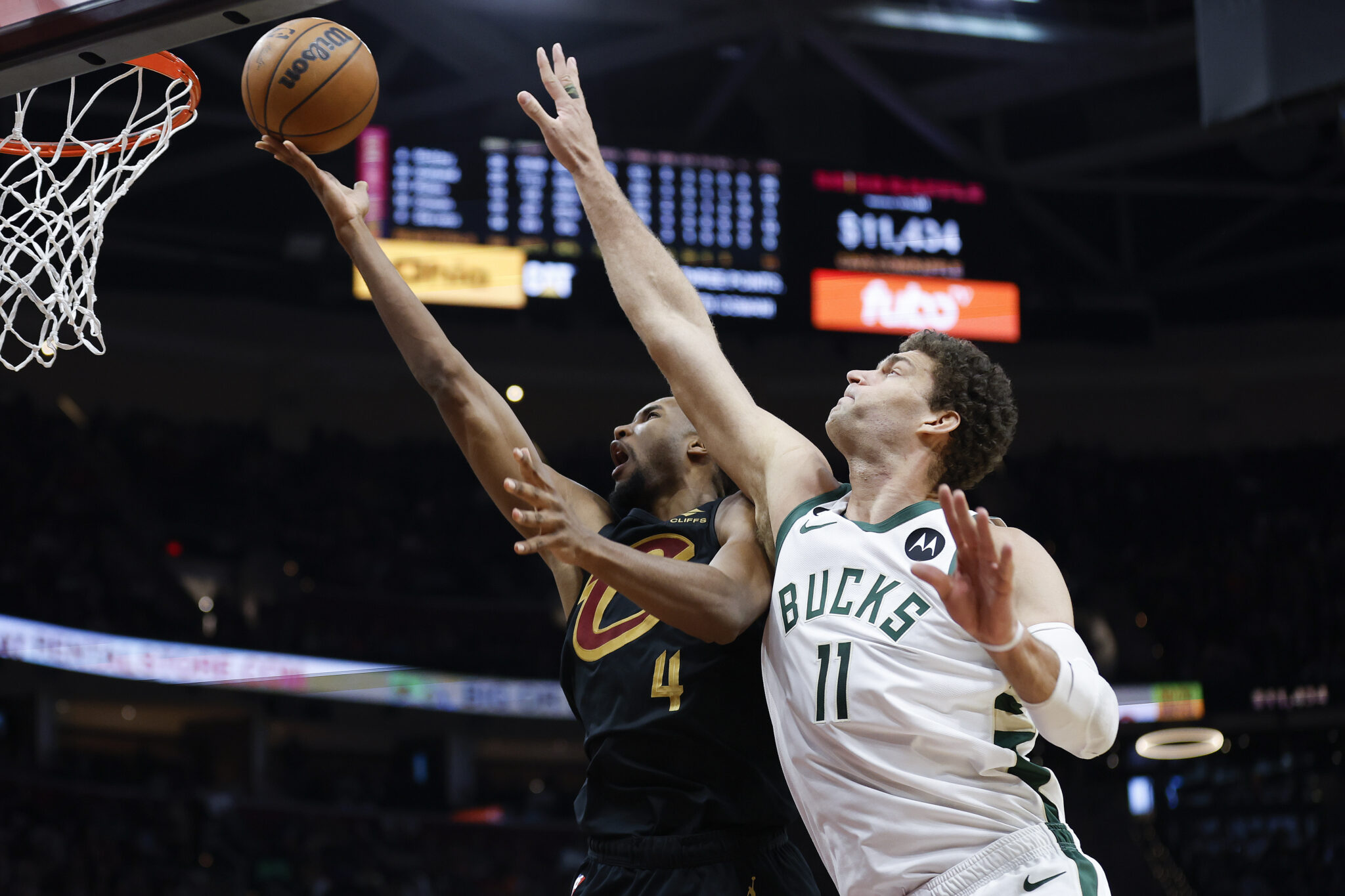 Συνεχίζουν απτόητοι οι Σέλτικς, o Μόμπλεϊ σάρωσε τους Μπακς