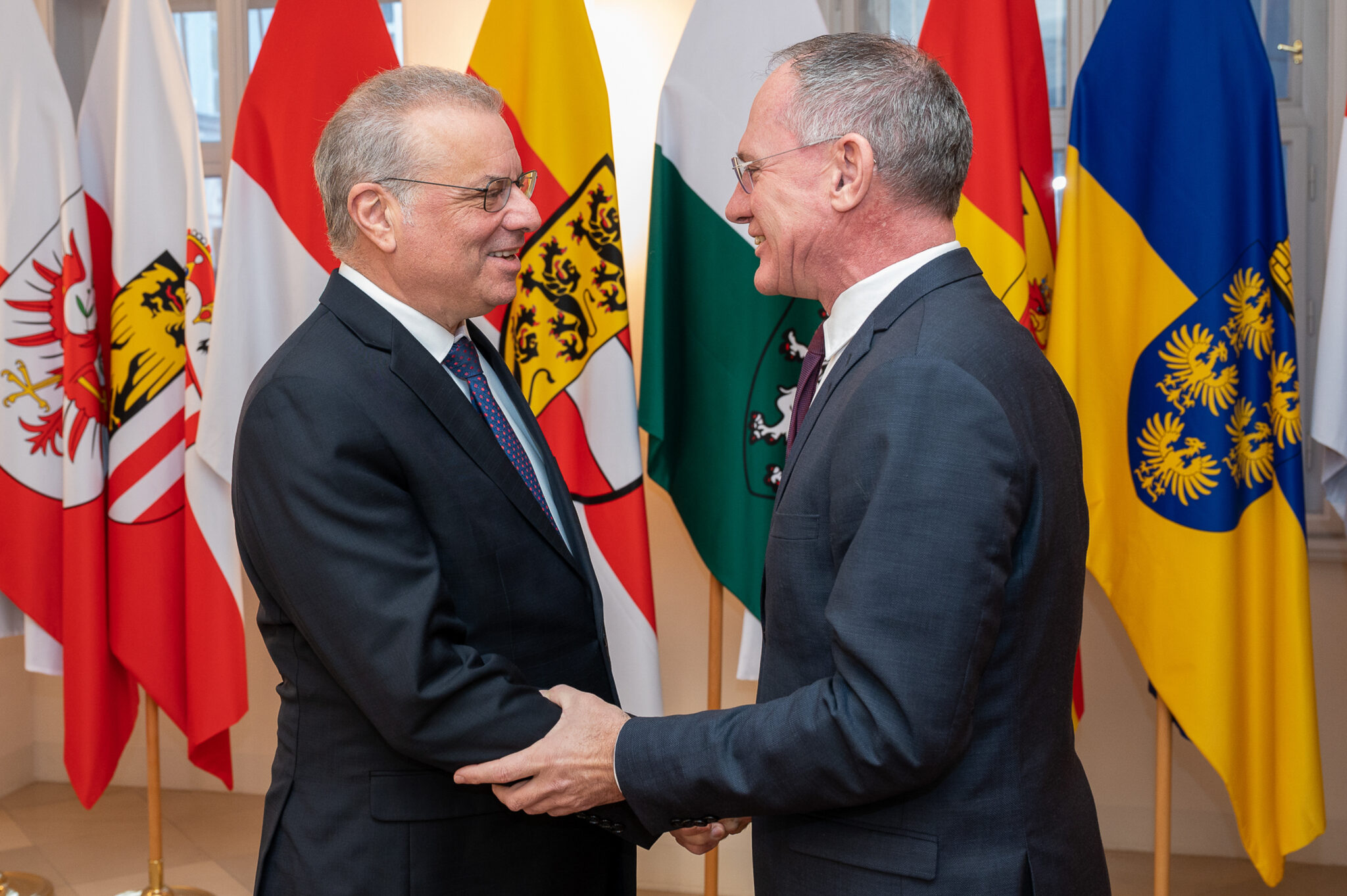 Νουρής και Karner ετοιμάζουν λίστα με προτάσεις προς Κομισιόν για μεταναστευτικό