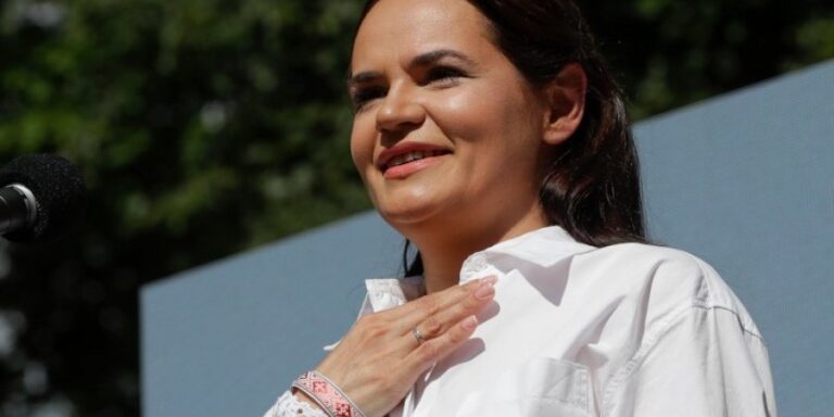 Λευκορωσία: Δικάζεται για προδοσία η εξόριστη ηγέτιδα της αντιπολίτευσης