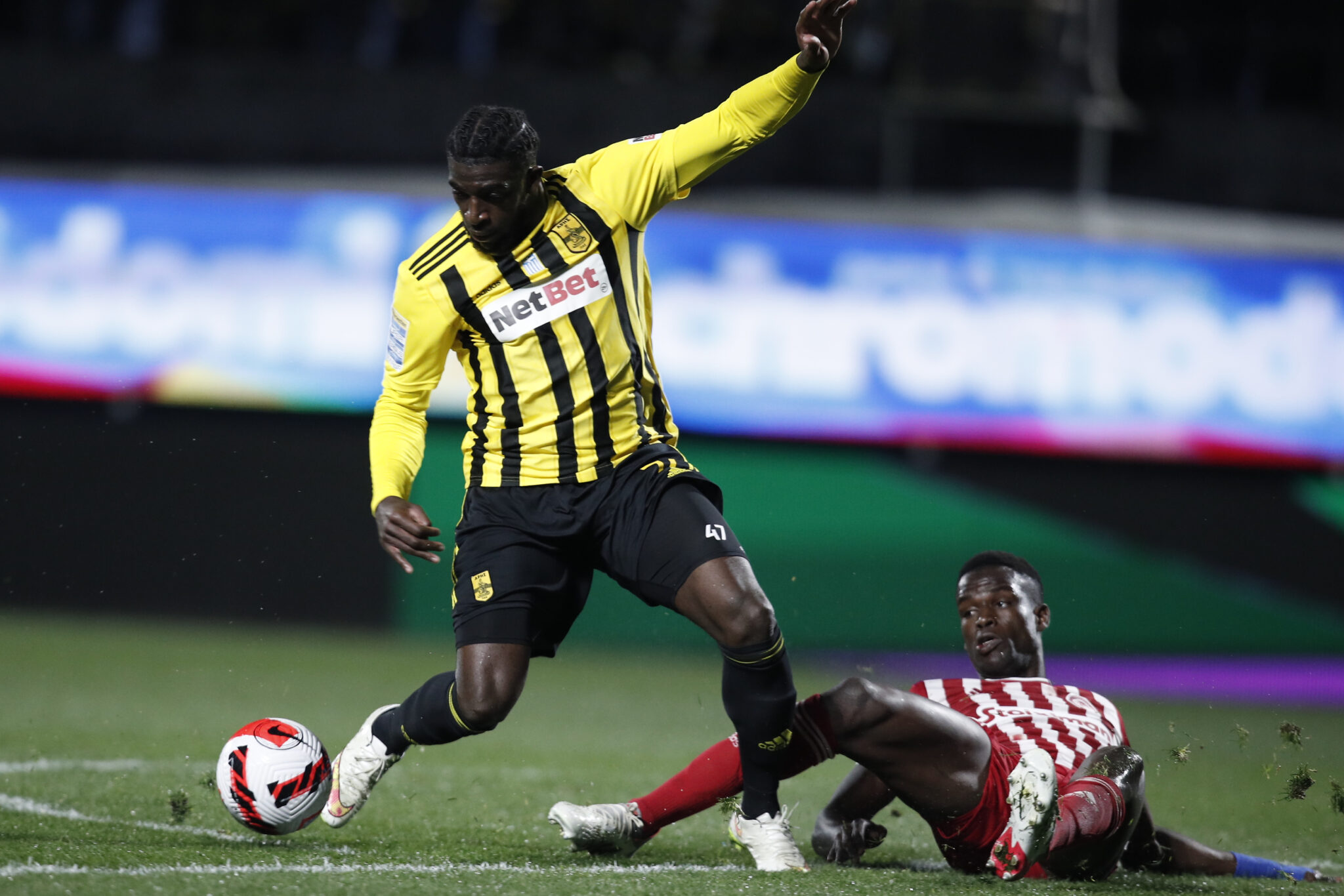 Έμειναν τα… τυπικά για την επιστροφή του Καμαρά στον Άρη