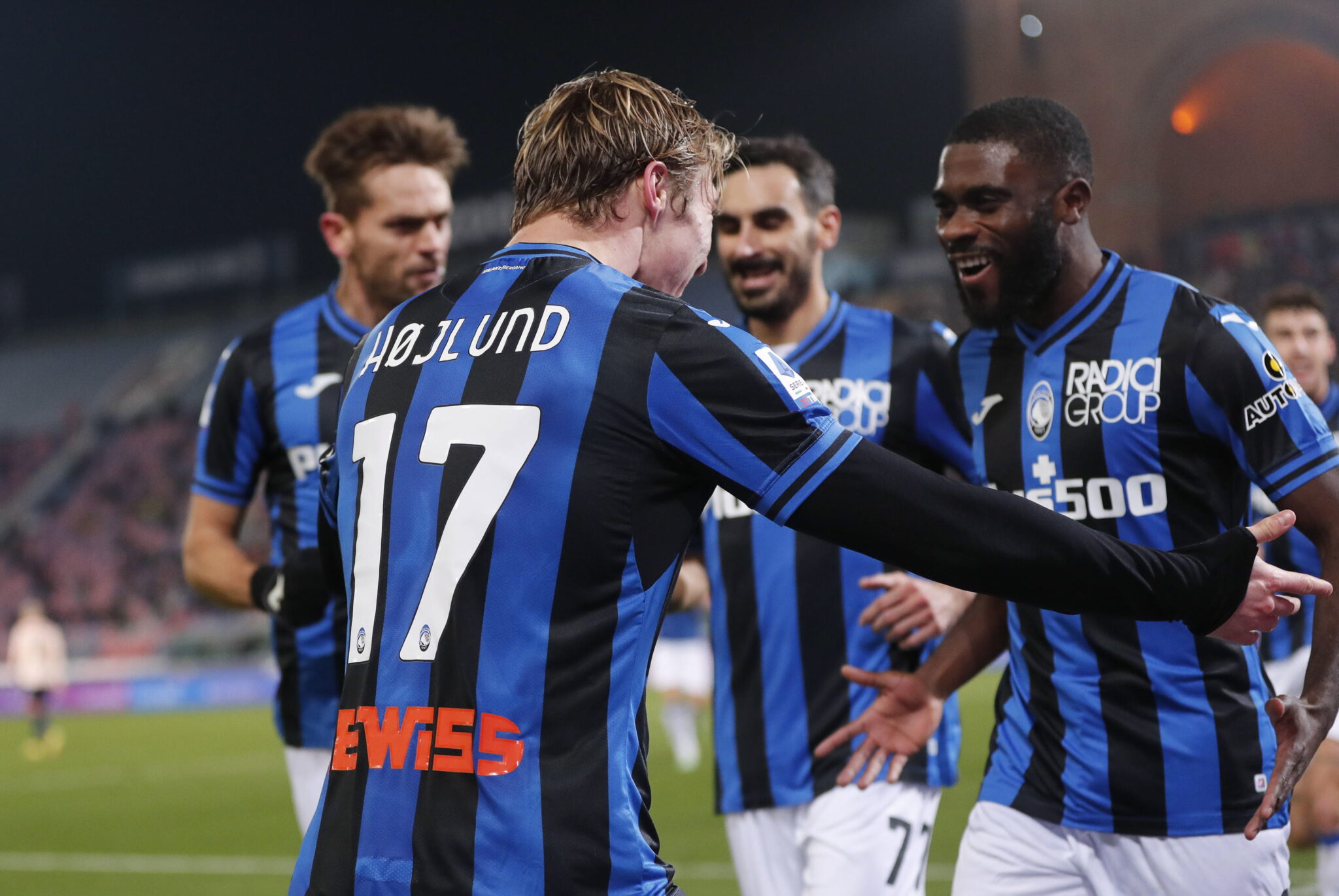 «Τούμπαρε» τη Μπολόνια και… βλέπει τετράδα η Αταλάντα