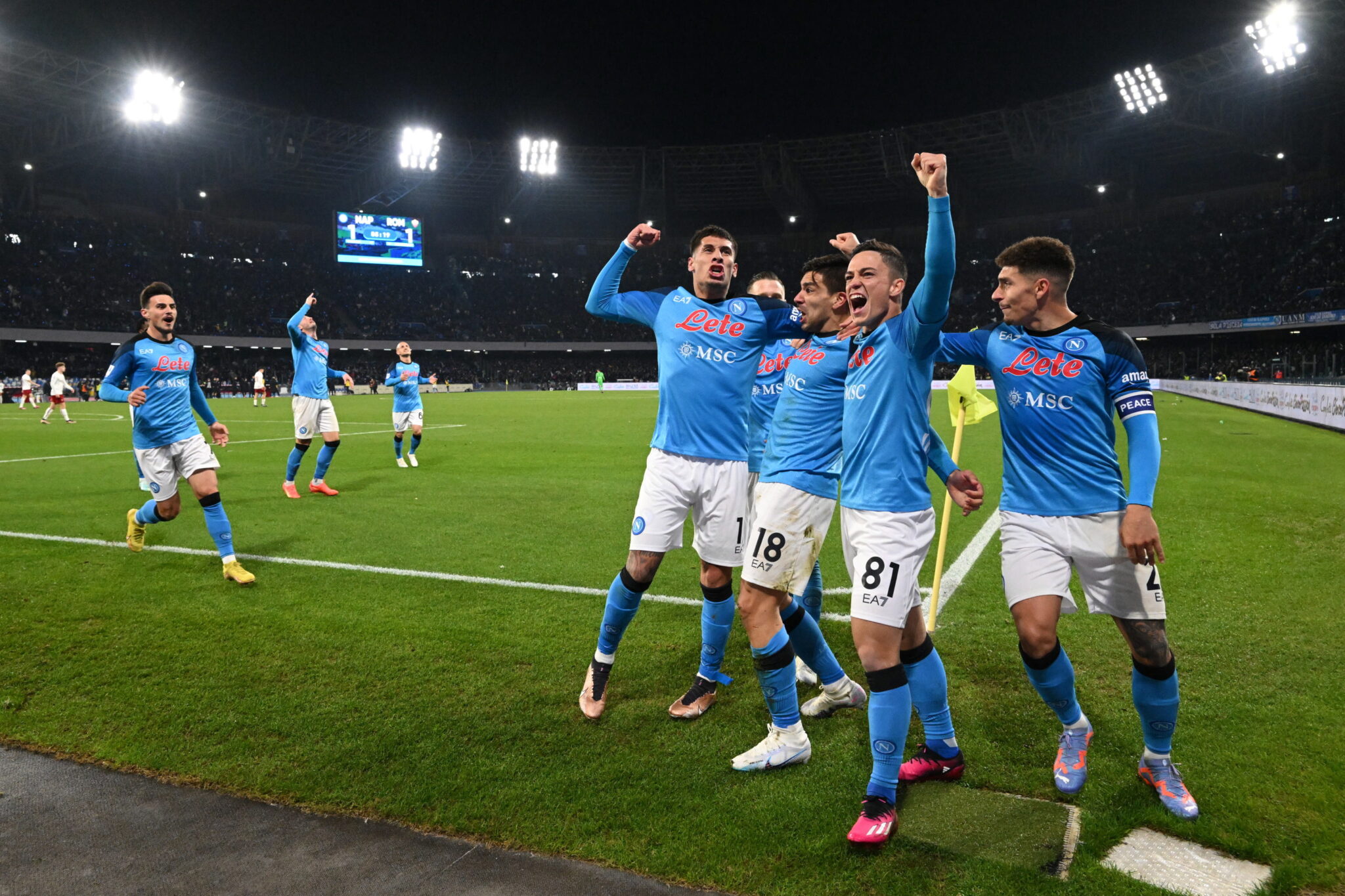 «Λύγισε» τη Ρόμα και… ξέφυγε στο +13 η Νάπολι