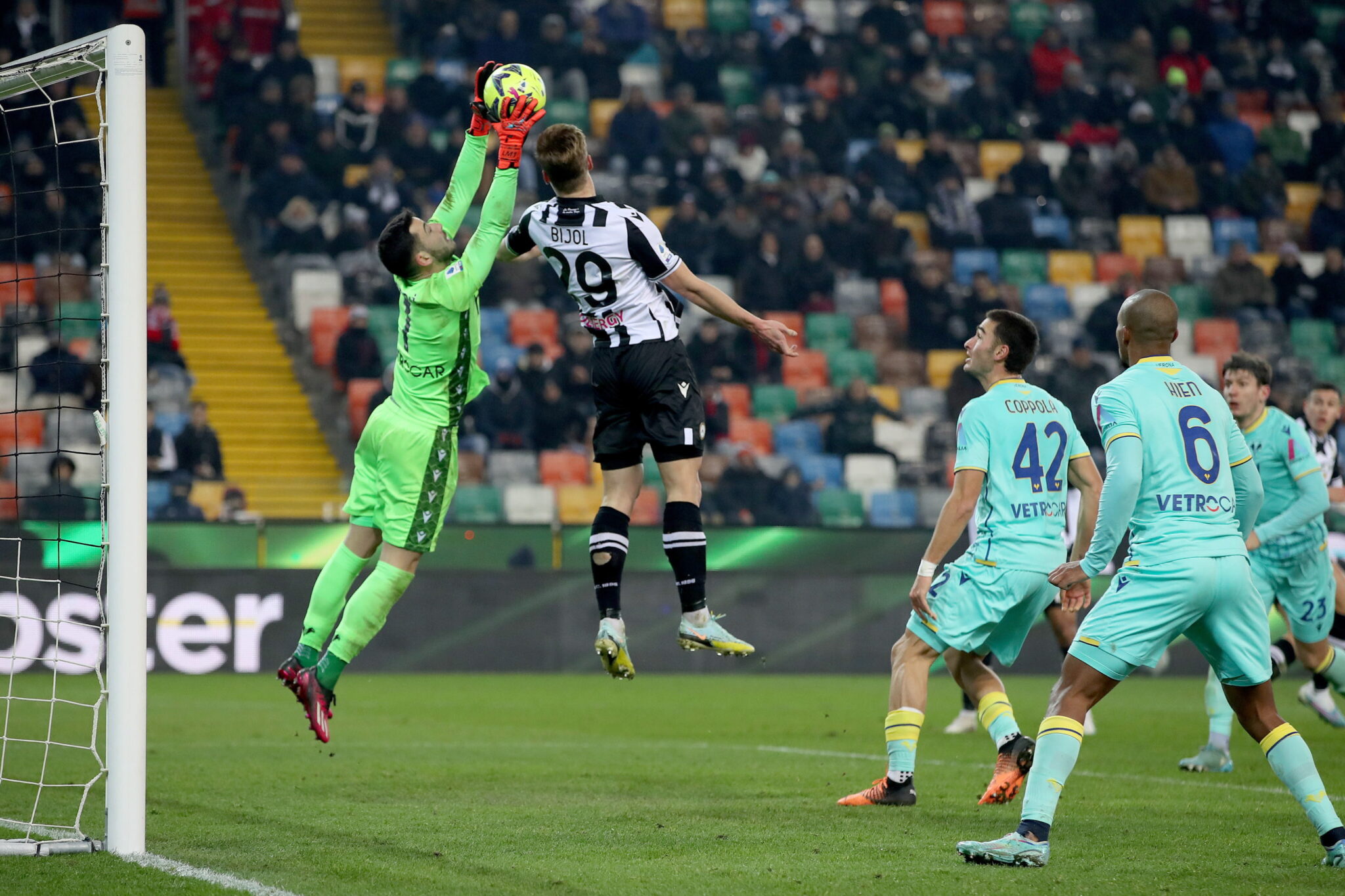 Έπεσε από τον ουρανό και βρήκε… βαθμό στο Ούντινε η Βερόνα