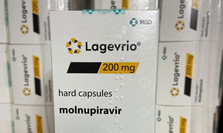 Eλπίδα οι αντιιικές θεραπείες για το νέο κύμα κορωνοϊού στην Κίνα