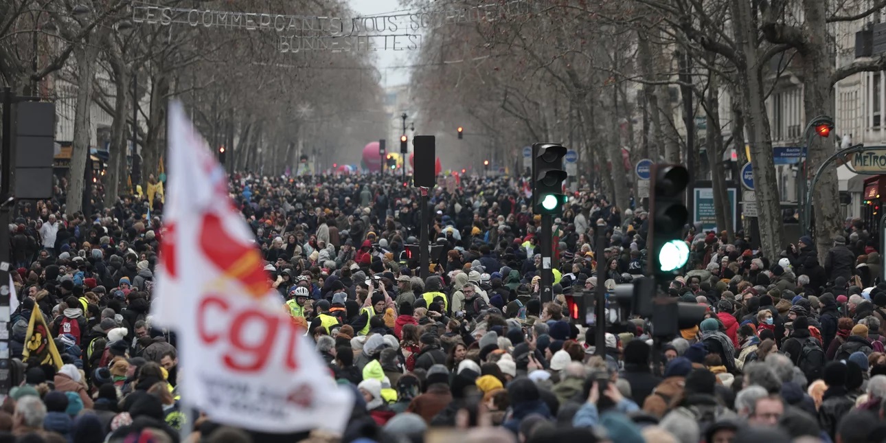 Στους δρόμους για το συνταξιοδοτικό οι Γάλλοι