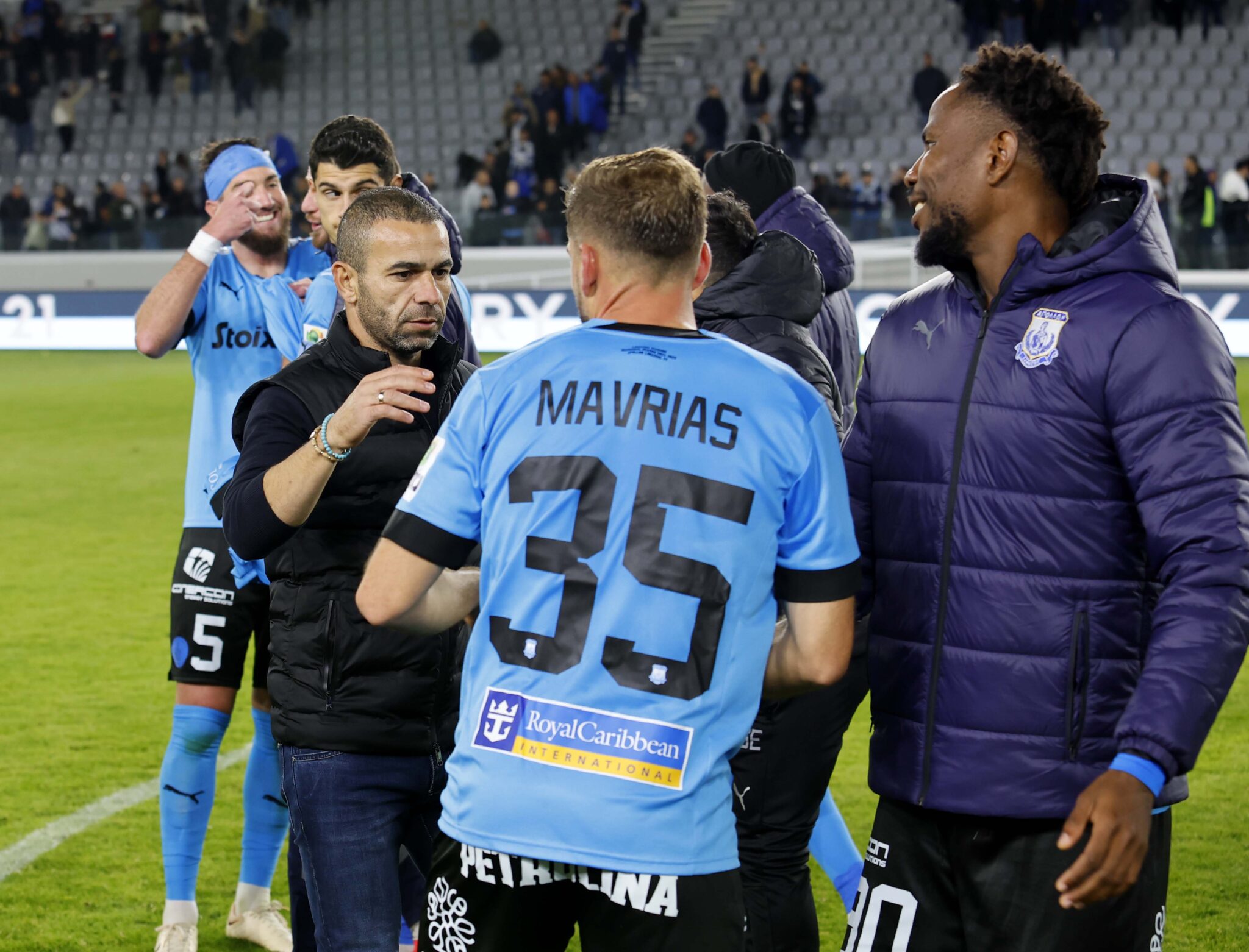 Ψάχνει τρίποντο ανόδου ο Απόλλωνας