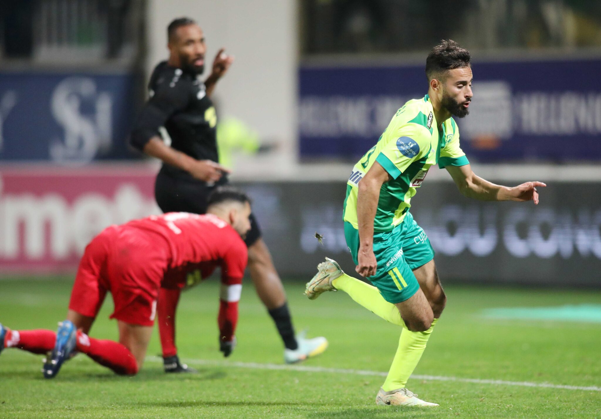 «Τούμπαρε» τον Άρη με επική ανατροπή και ανέβηκε ξανά στην κορυφή η ΑΕΚ (ΒΙΝΤΕΟ)