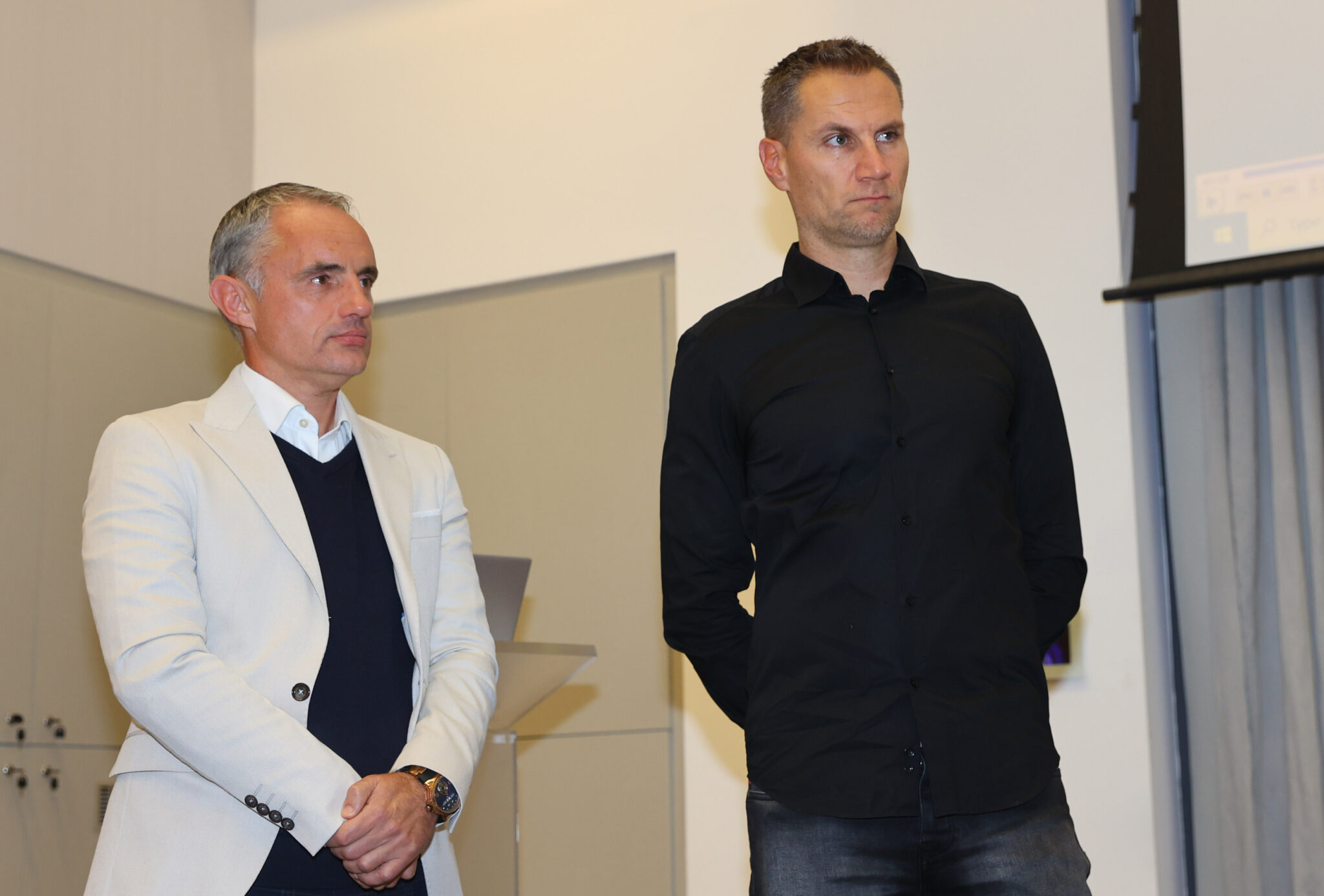 Ανόρθωση-Ένωση: Κυριάκος Αθανασίου στο γήπεδο, Τόμας Κβιατκόβσκι στο VAR