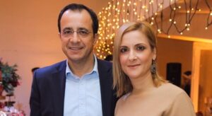 Φιλίππα Καρσερά Χριστοδουλίδη: Οι γλυκιές ευχές στον πατέρα της