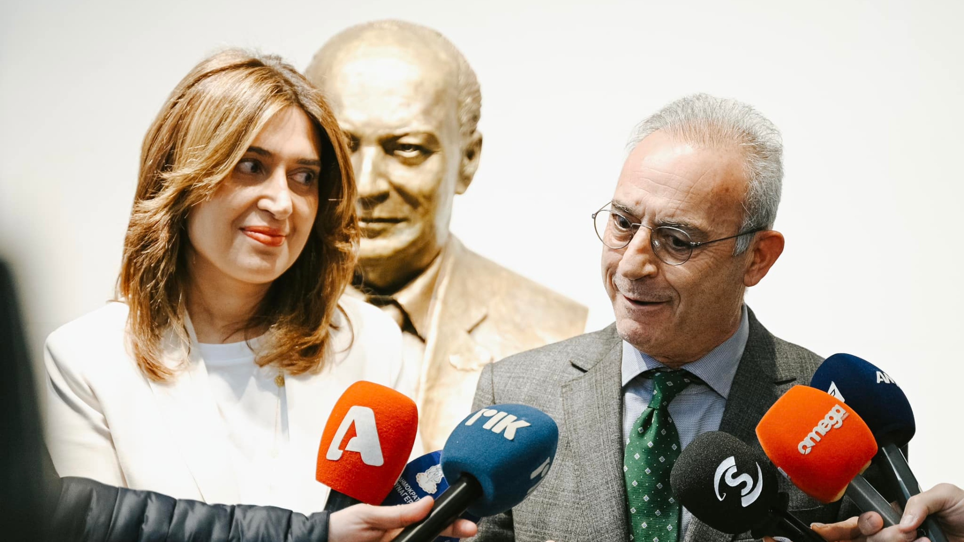 Τα "ευχαριστώ" προς Αβέρωφ μετά την απόφαση να μην επαναδιεκδικήσει την Προεδρία