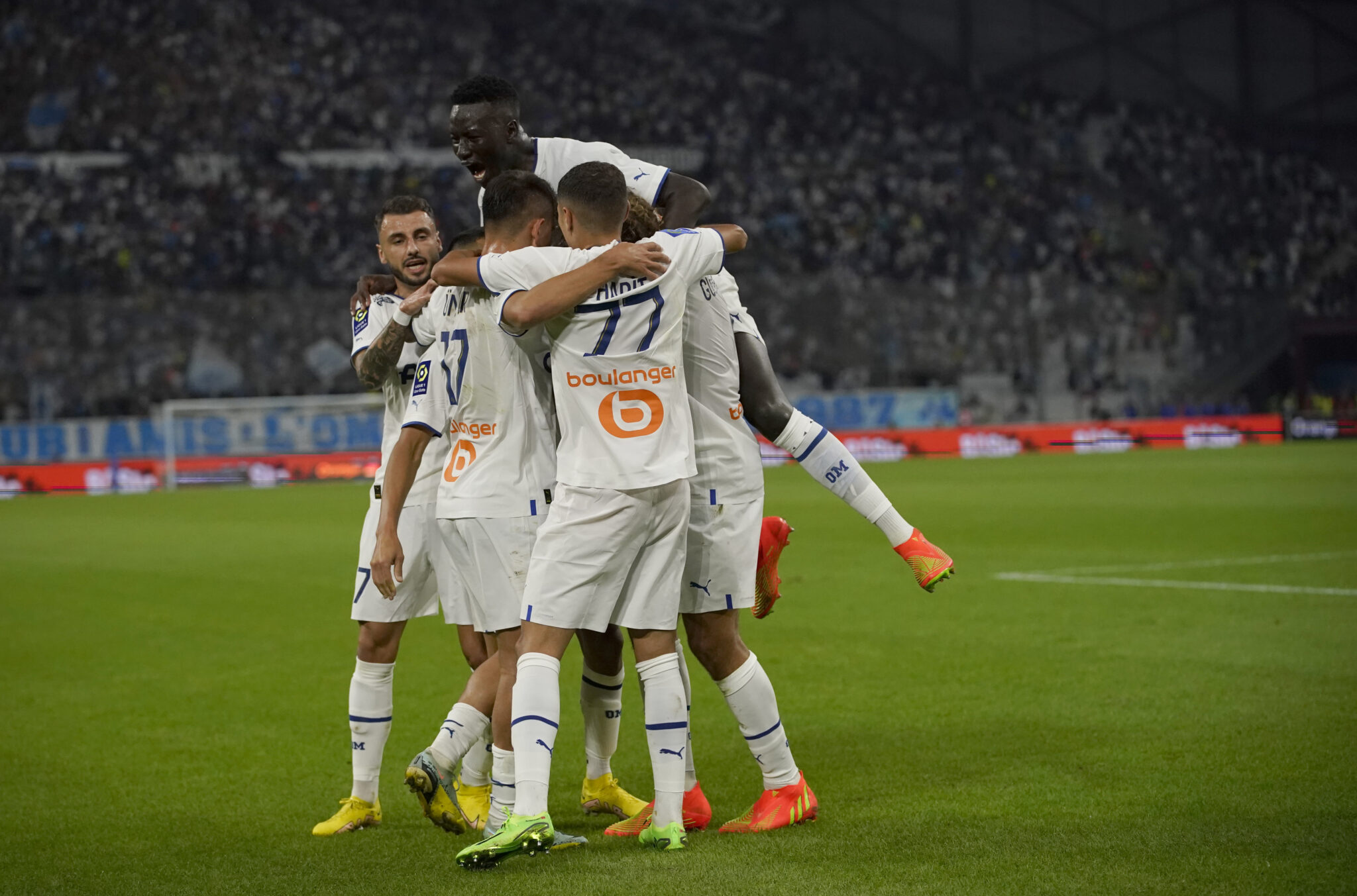 Πέρασε από την έδρα της Ναντ και πιέζει την Παρί η Μαρσέιγ