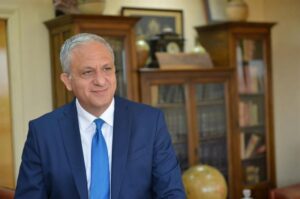 Τορναρίτης: Ευχάριστο που η νέα γενιά θα αναλάβει τα ηνία του κόμματος (ΒΙΝΤΕΟ)