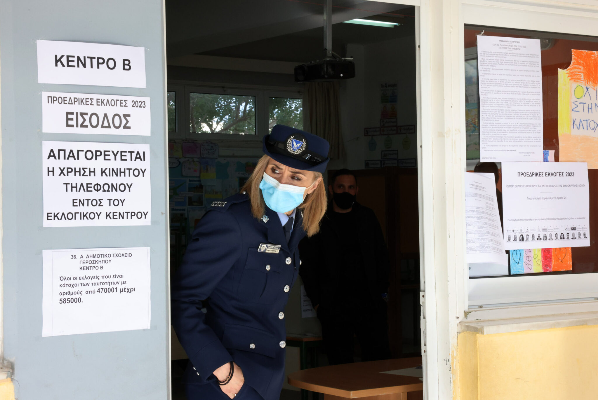 51χρονη ψήφισε με την ταυτότητα της κόρης της, 22χρονος φωτογραφισε ψηφοδέλτιο