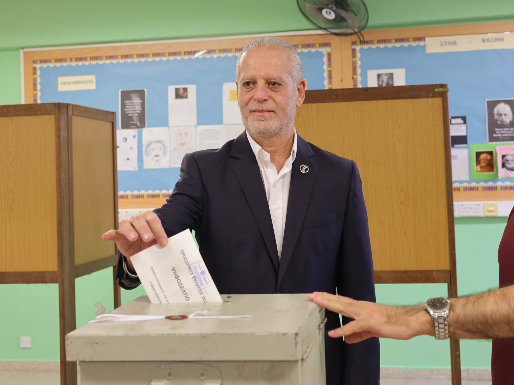 Ψήφισε ο Σιζόπουλος, έστειλε μήνυμα για τις τουρκικές προκλήσεις και για ενότητα