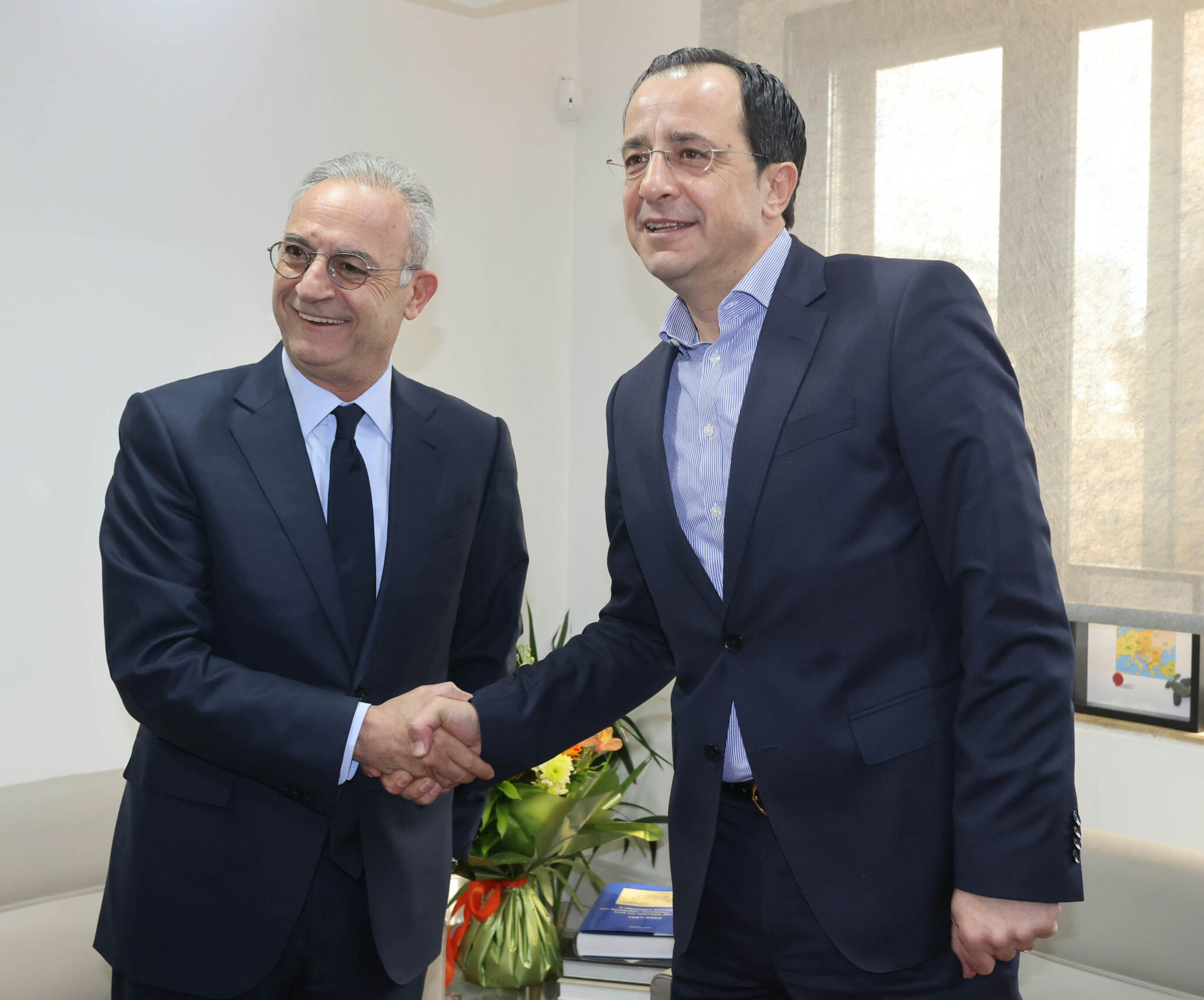 Νέα εποχή στις σχέσεις Χριστοδουλίδη-Αβέρωφ, τους ενώνει η ομάδα του ΕΛΚ