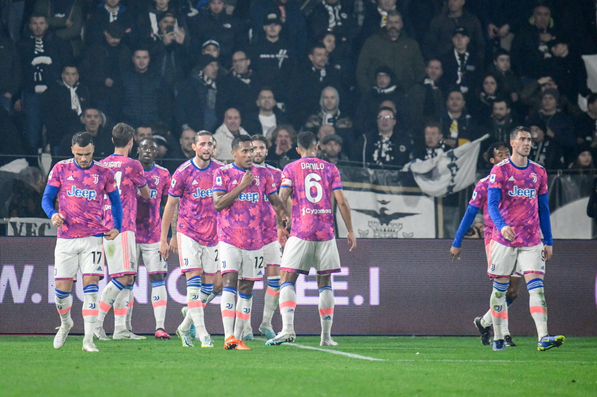 Πέρασε από τη Σπέτσια και ανεβαίνει η Γιουβέντους