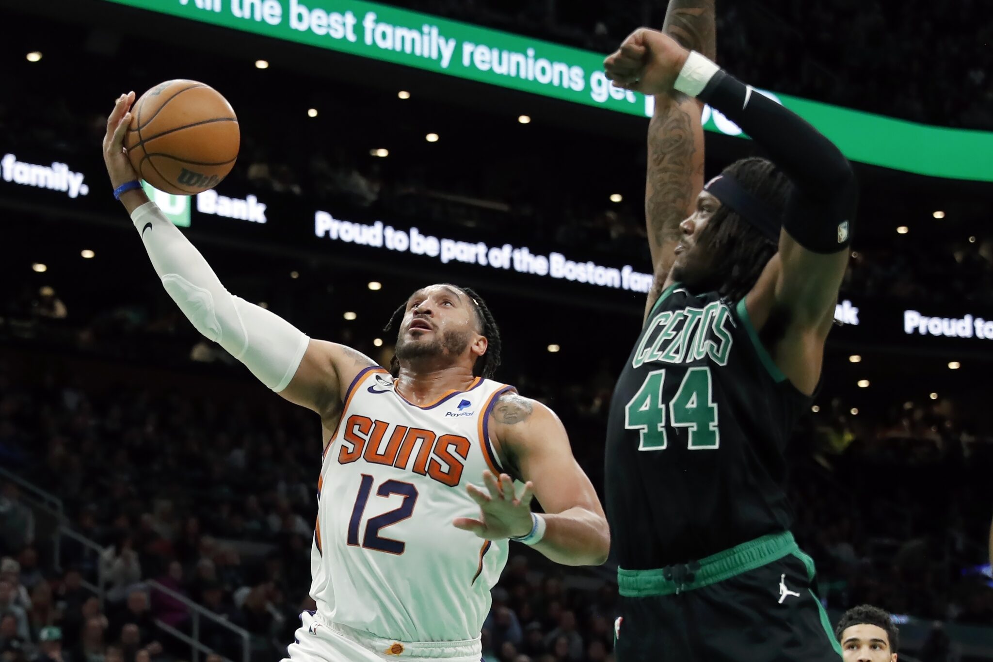 Οι Σανς «έκαψαν» τους Σέλτικς