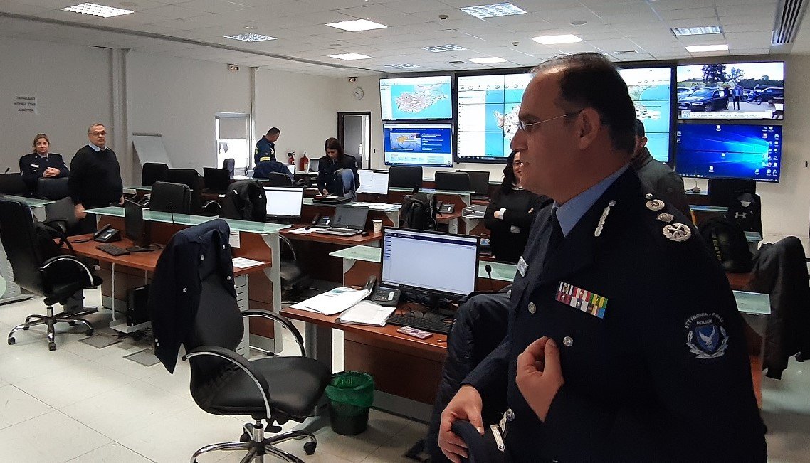 Ο Alpha στα άδυτα του Κέντρου χειρισμού Καταστάσεων Κρίσεων