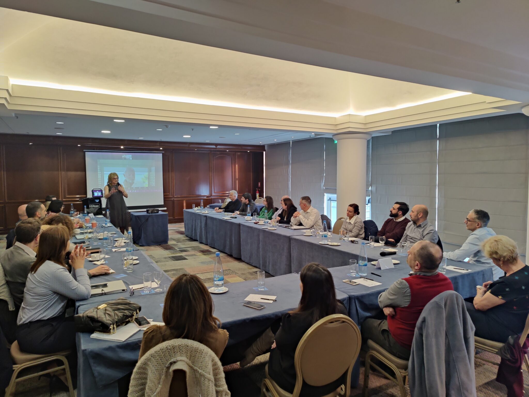 Η μεταφορά γνώσης στο επίκεντρο συζήτησης στρογγυλής τραπέζης του ΙδΕΚ