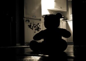 Από 10 σε 15 χρόνια αυξήθηκε η ποινή κατηγορούμενου για κακοποίηση ανηλίκων