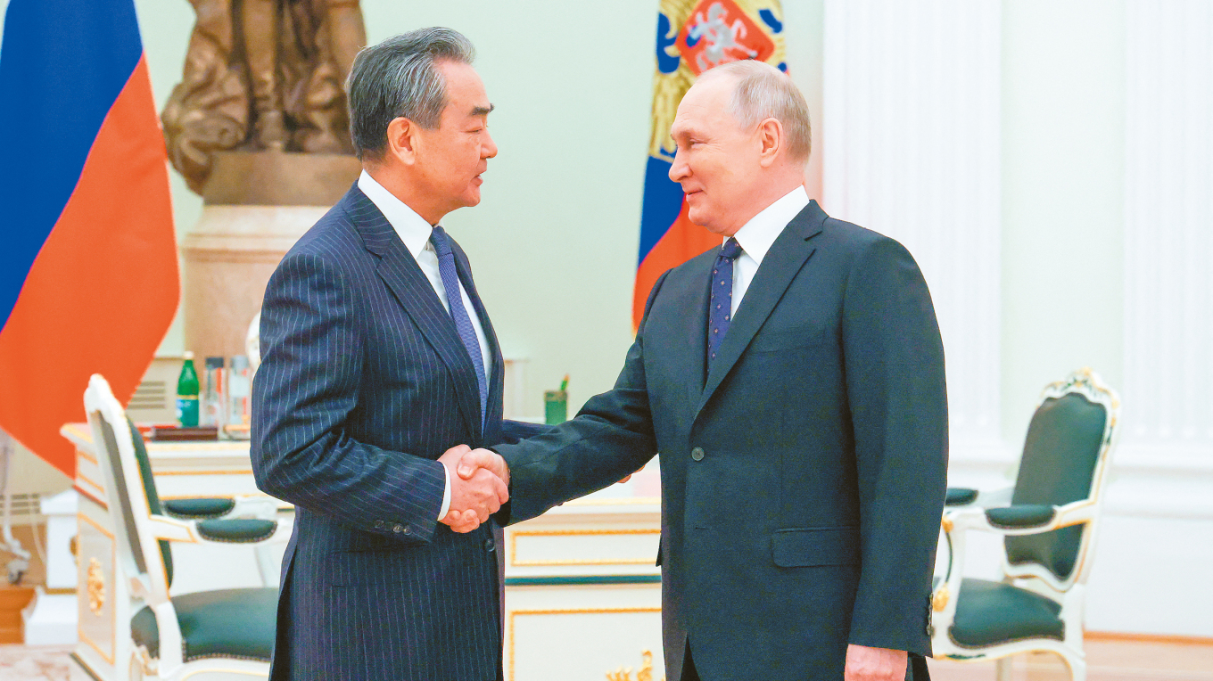 Ουκρανία: Κίνα και πυρηνικά ρίχνουν «λάδι στη φωτιά» στον πόλεμο